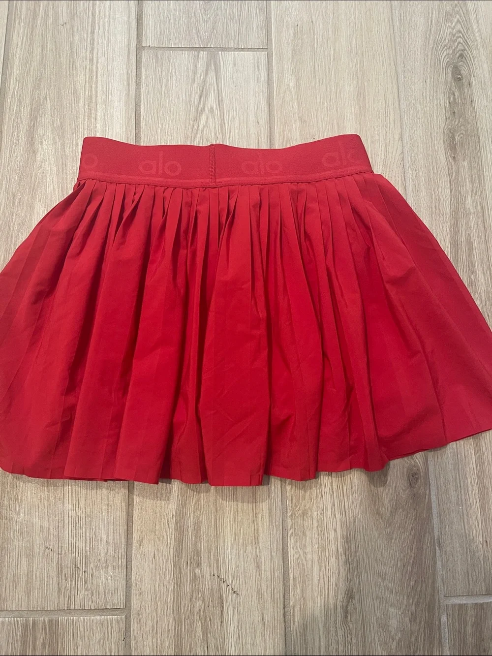 Alo Yoga Aces Pleated Tennis Skirt Skort Classic Red Sz M 8-10 W6235R